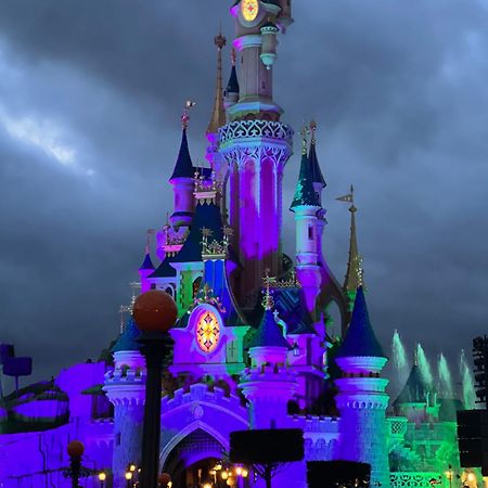 A 10 Mn De Disney Land Paris Appartement Neuf Бюсси-Сен-Жорж Экстерьер фото